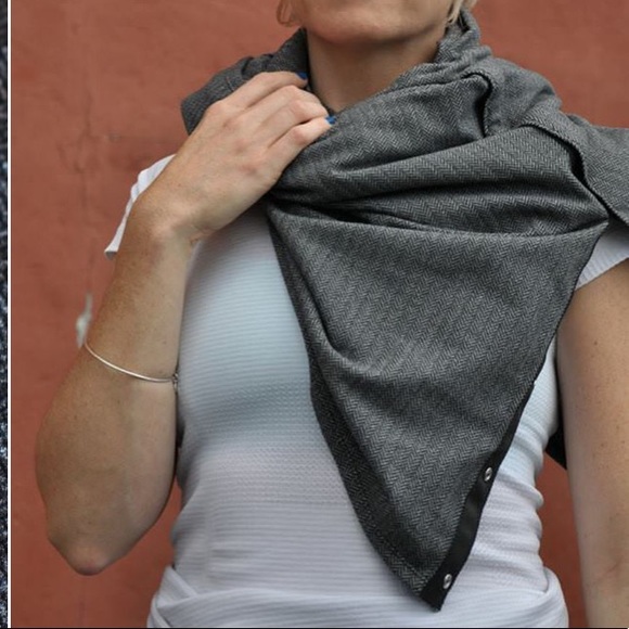 lululemon athletica Accessories - OFFERS? NEW Lululemon Vinyasa Scarf